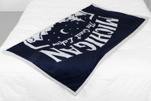 Load image into Gallery viewer, Michigan Shield Sherpa Blanket
