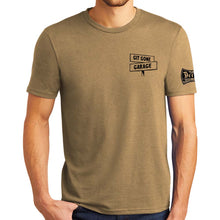 Load image into Gallery viewer, Mens Detroit Speed Shop Git Gone Garage T-shirt - Coyote Brown Triblend
